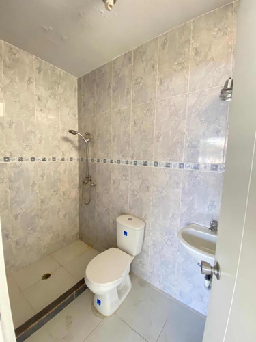 Amr Vende Bonito Apartamento En Los Kioskos Piso 1