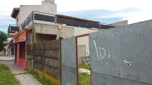 Imagen 3 de 12 de Local Con Vivienda En Venta En Ituzaingo Norte