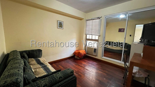Venta De Apartamento En Montalbán Iii, Rc 25:18751
