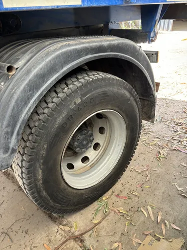 Atego 1725 Caja Volcadora Trivuelco Sthal