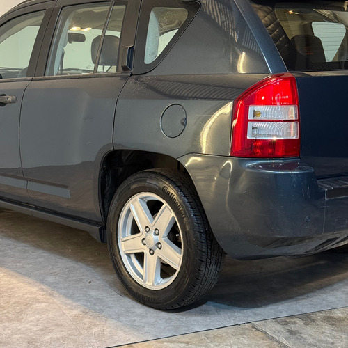Jeep Compass 2.4 Sport Cvt