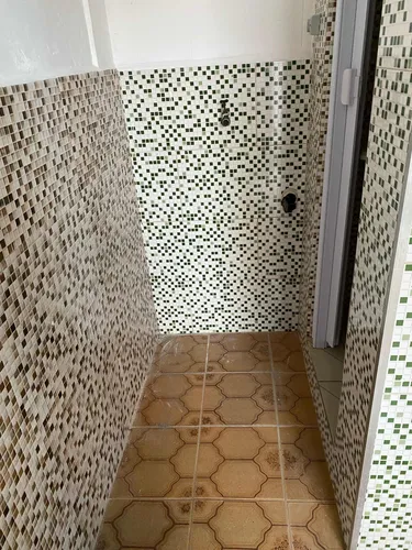 Alugo Casa De Três Cómodos
