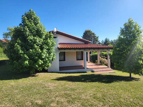 Hermosa Casa En Potrero De Garay Con Excelente Ubicación- 432