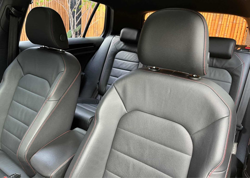 Imagen 8 de 11 de Volkswagen Golf 2016 2.0 Gti Tsi App Connect + Cuero