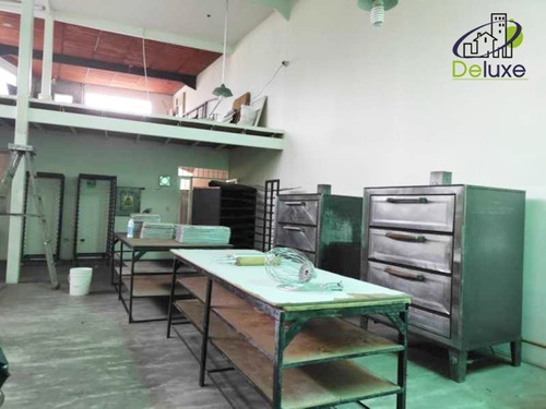 Imagen 2 de 11 de Galpón Industrial-comercial En Venta Mérida. Manzano Bajo, Ejido