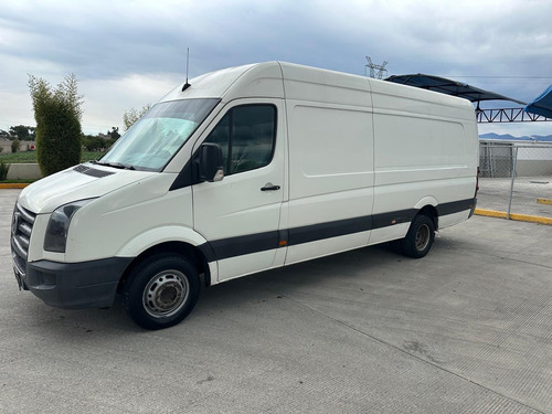 Volkswagen Crafter Camión Caja 5 toneladas