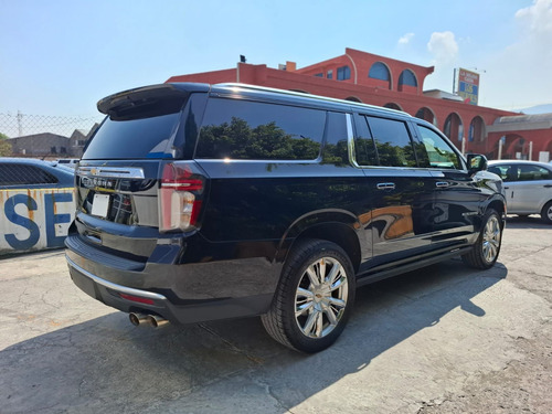 Chevrolet Suburban 6.2 V8 High Country At