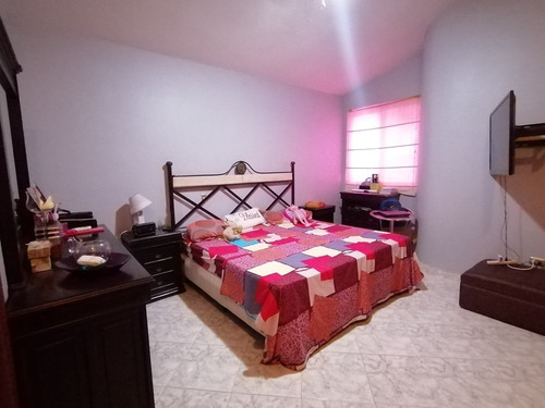 Imagen 23 de 28 de Fernando Guerrero Vende Casa-quinta De Esquina En Urb. La Viña