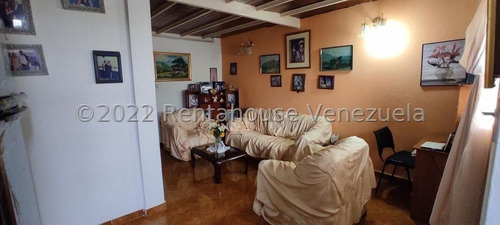 Imagen 6 de 11 de Casa En Venta En Santa Rita Maracay Aragua 22-25817 Irrr
