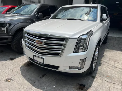 Cadillac Escalade 6.2 Plinum 4x4 At