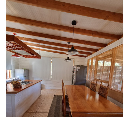Parcela 5000 M2,casa 3d+3b+cabaña,bodega,quincho