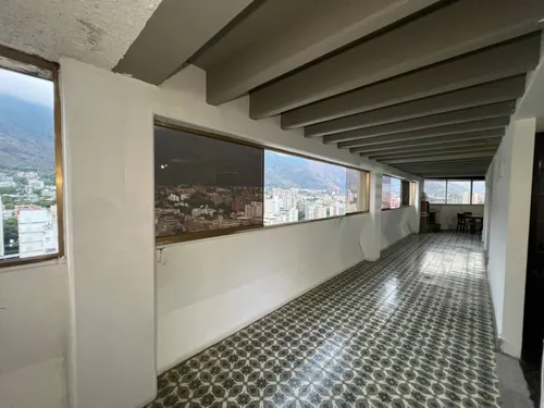 Penthouse Los Palos Grandes