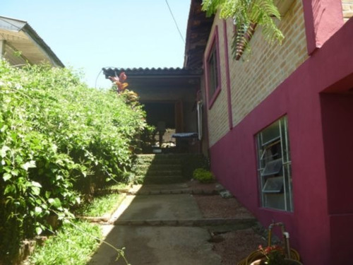 Casa Em Tristeza Com 3 Dormitórios - Mi13424