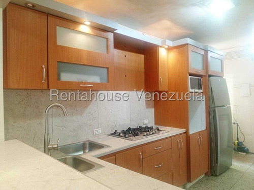 Erika Armeya Vende, Apartamentro En La Avenida Florencio Jimenez Al Oeste De Barqusimeto. Flex: 25-19704