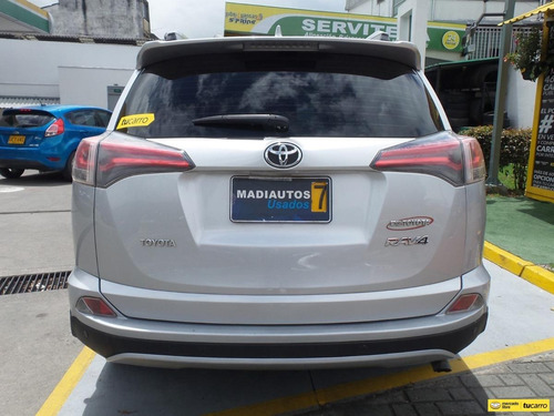 Imagen 7 de 25 de Toyota Rav 4 Wagon