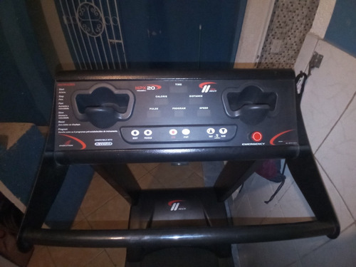 Imagem 3 de 5 de Vendo Uma Esteira Esta Com A Placa Queimada