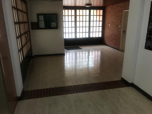 Imagen 3 de 14 de En Venta Apartamento Edif Diana Park El Retiro Casavenezia.br