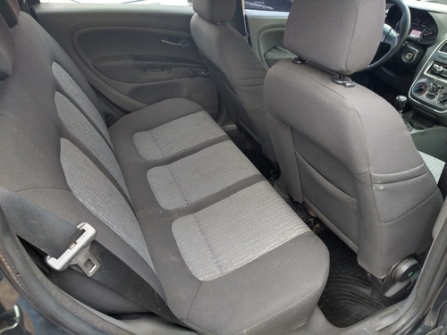 Fiat Punto 1.4 Attractive Con Gnc. $330000 & Ctas Fjas