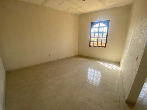 Casa En Venta En Veracruz Con Hab En P.b. Col Centro