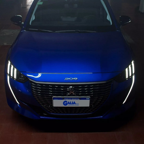 Imagen 3 de 15 de Nuevo Peugeot 208 Feline Triptonic | 0km 2023