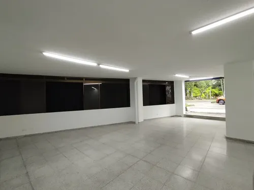Arriendo Local En Floresta