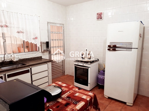 Lindíssimo Sobrado No Bairro Itaquera. - 1225