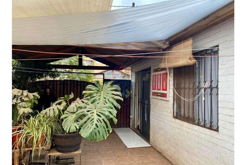 Venta Casa En Pasaje Cerrado!!!