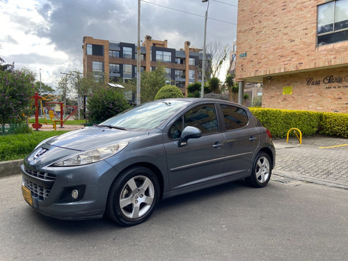 Peugeot 207 1.6 Premium Cielo