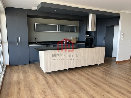 Depto De Lujo En Arriendo 2 Estac. - Sector La Foresta