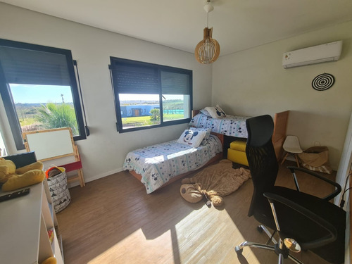 Imagen 13 de 21 de Alquiler De Hermosa Casa De 3 Dormitorios Y Piscina En Colinas De Carrasco