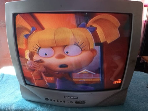 Imagen 1 de 3 de Vendo Tv Usado De 21 Pulgadas