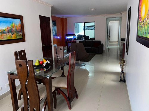 Se Vende Amplia Casa En Robledo