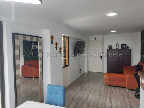 Imagen 21 de 25 de Apartamento Remodelado En Venta En Santa Monica Caracas