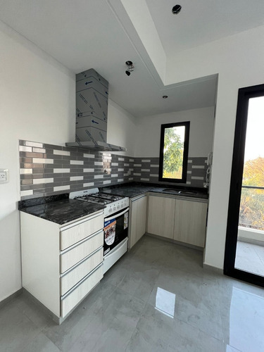 Venta Depto 2 Amb Con Balcon