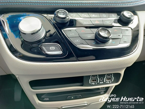 Imagen 11 de 15 de 2021 Chrysler Pacifica Limited Platinum Dvd Piel 8 Pas V6 At