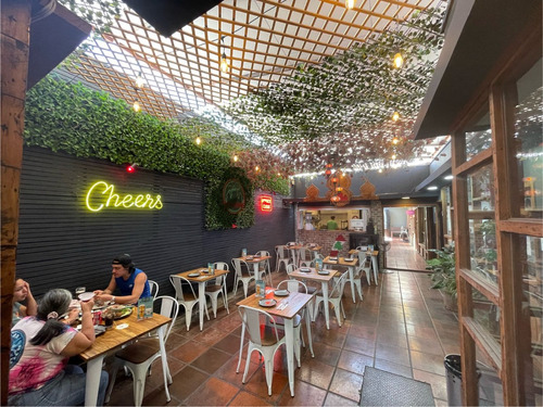 Restaurant Funcionando En Barrio Italia