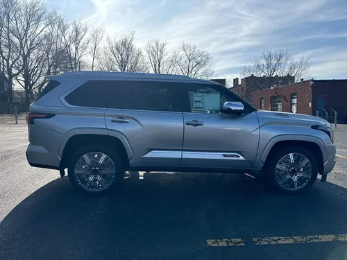 Toyota Sequoia MY25 Capstone