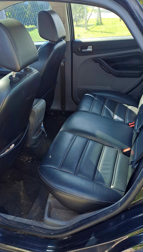 Ford Focus 2 1.8 Exe Sedan Tdci Ghia