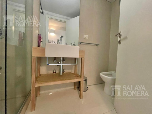 Imagen 14 de 28 de Venta - Apartamento De Categoria , Primera Linea Brava Sap4325120.