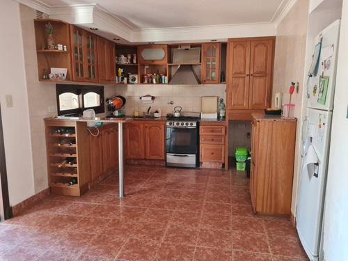 Imagen 21 de 30 de Casa Tres Ambientes Con Parque Y Piscina