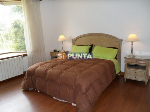 Imagen 7 de 14 de Casa Con Piscina Climatizada En Alquiler