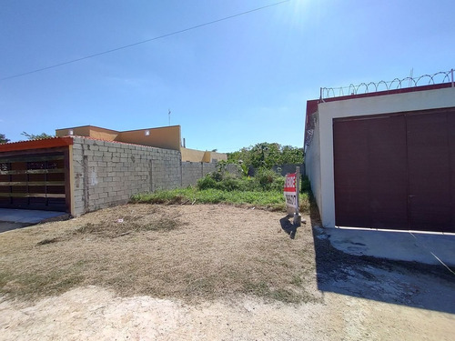 Imagen 6 de 7 de Gran Terreno Cerca De La Playa Con Barda Perimetral