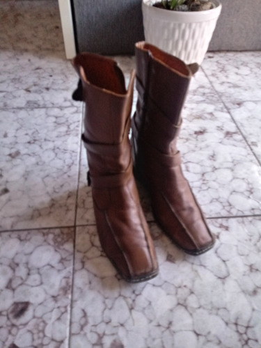 Botas De Dama De Cuero Talle 37 Oportunidad!!