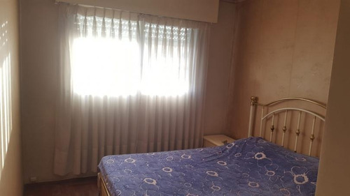 Fernández Crespo Esq. Miguelete. 1 Dormitorio.