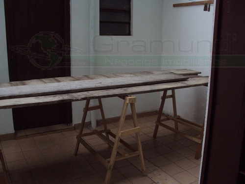 Casa Térrea Para Venda, 2 Dormitório(s), 110.0m² - 4040
