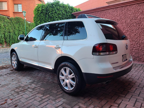 Volkswagen Touareg 4.2 V8 Tiptronic Climatronic 4x4 At