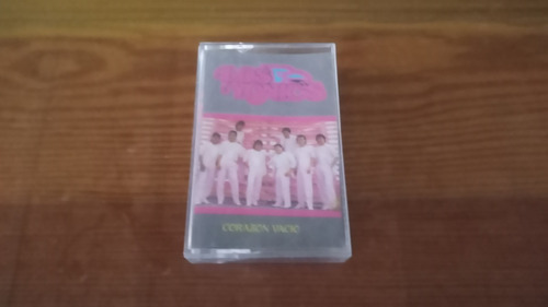 Los Yonics  Corazon Vacio  Cassette Nuevo 