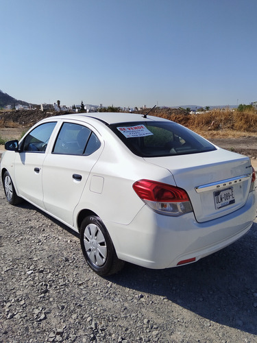 Dodge Attitude 1.2 Se At
