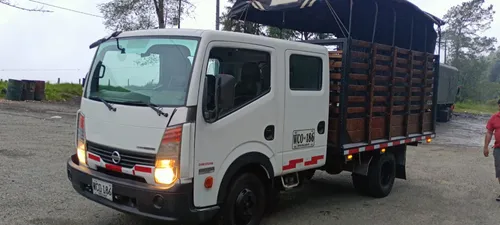 Marca:nissan Línea:cabstar Clase:camión