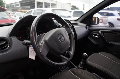 Renault Duster Oroch 2.0 Intens 4X4